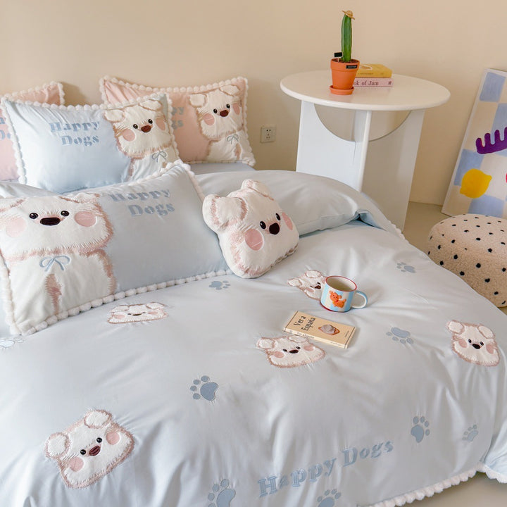 Cotton bedding set with cute dog motif