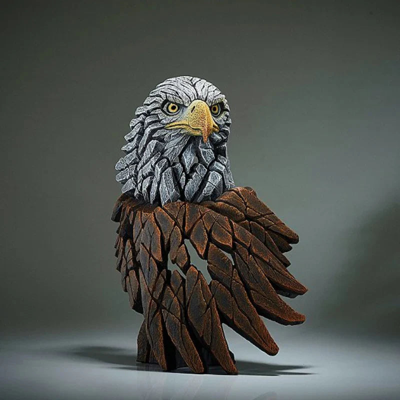 BowLift | Life-like gorilla figure made of resin for decoration