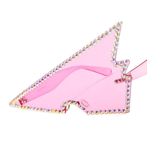 Women extravagantly shaped sunglasses Bowlift