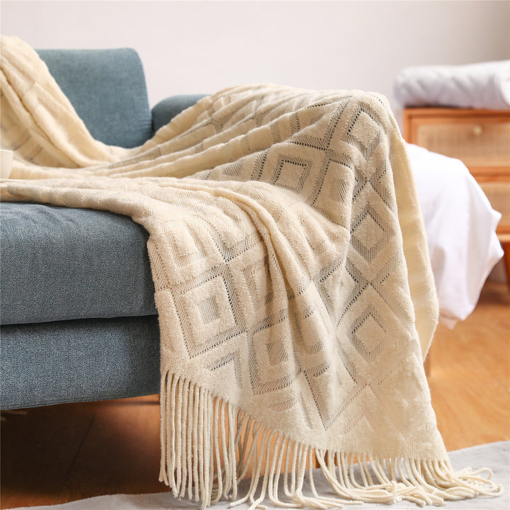Women's Elegant Knit Blanket with Graphic Pattern Bowlift