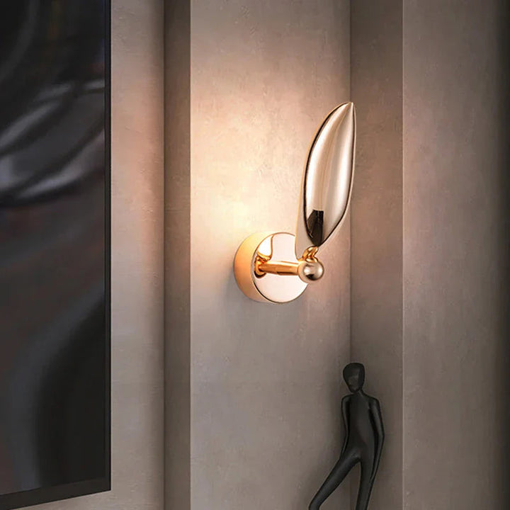 BowLift | LuxeGlow – Cozy, warm light with distinctive seagull design