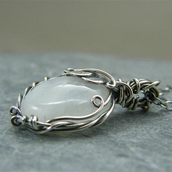 BowLift | Retro Moonstone Necklace - Selene