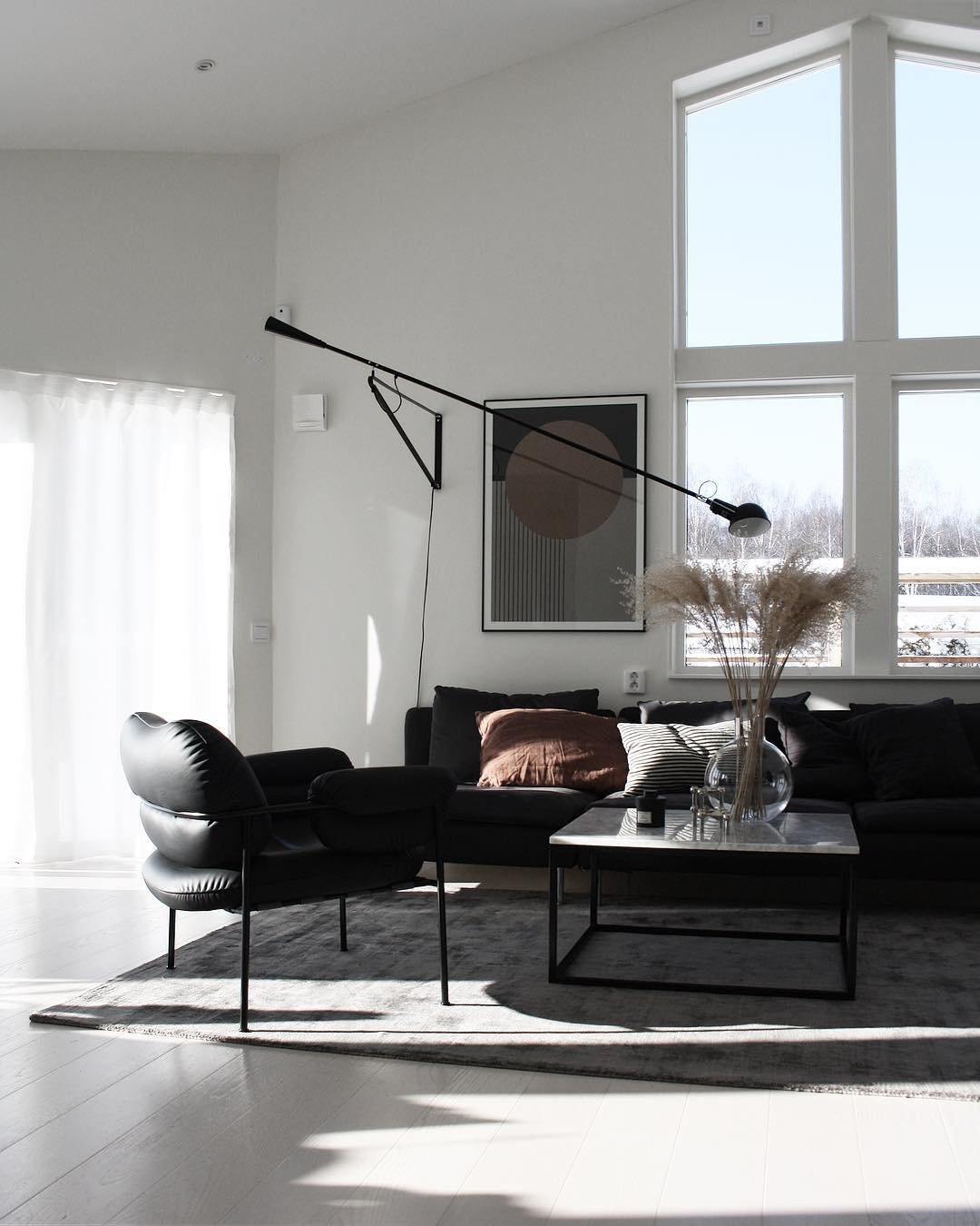 BowLift | Model 265 Wall Lamp