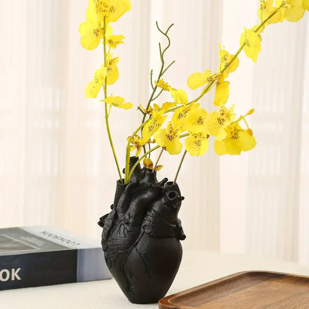 BowLift | HeartVase Flower Vase - Unique Heart Vase