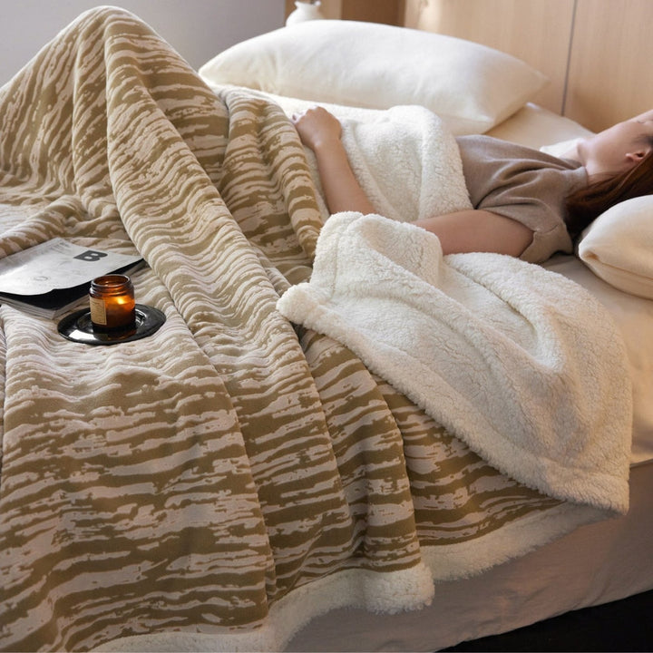 BowLift | Bark-Inspired Snuggle Blanket