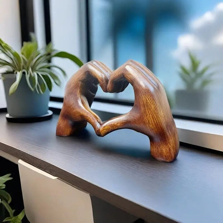BowLift | Heart Statue
