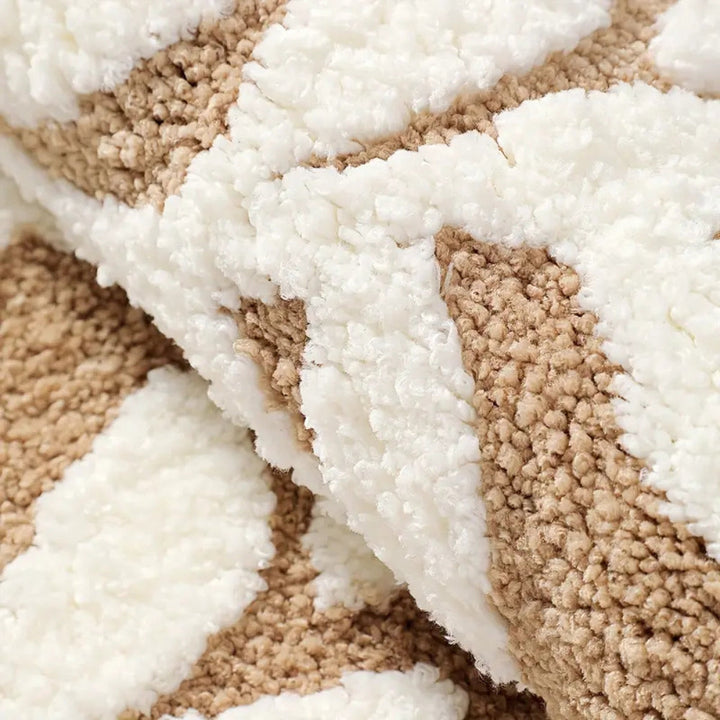 BowLift | Zyphire Leaf Pattern Bath Mat