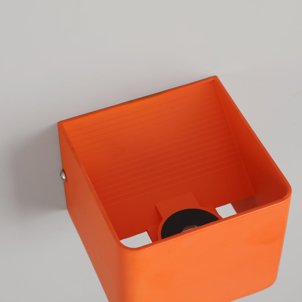 Square wall lamp with unique design Bowlift