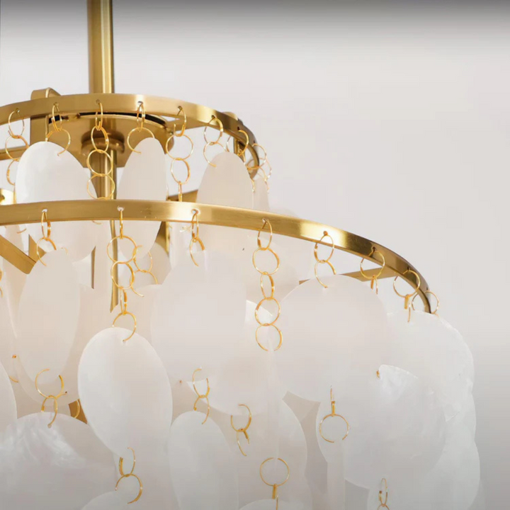 BowLift | Stylish Vintage Lamp with Shells and Coastal Atmosphere