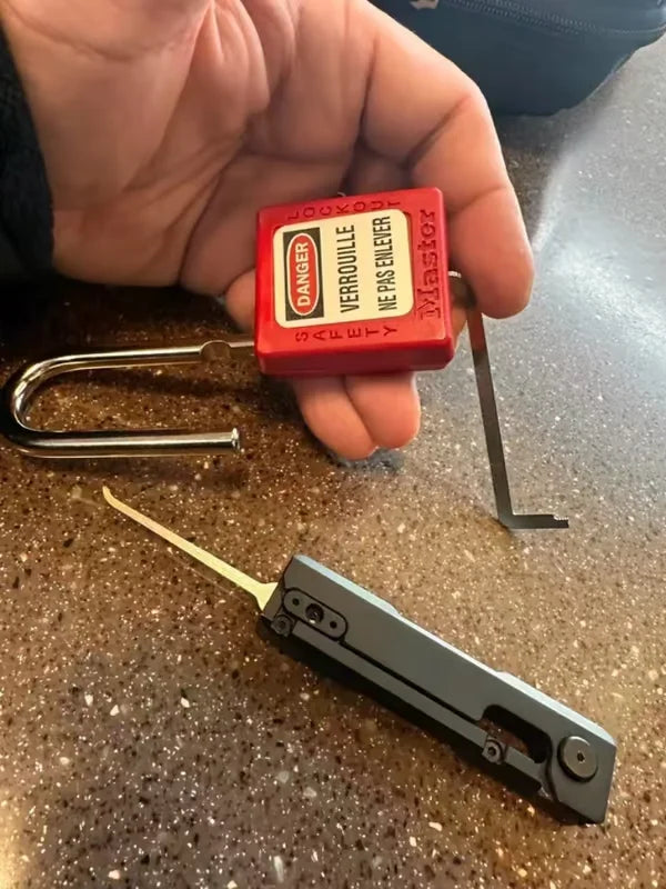 BowLift | Quick Trick Handy Tool