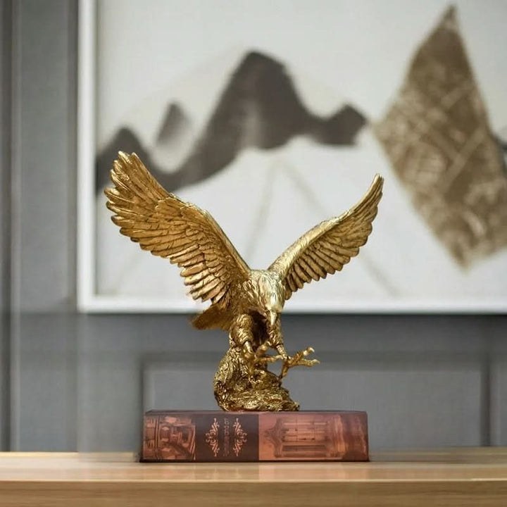 BowLift | Golden Eagle Statue – Luxury Decor