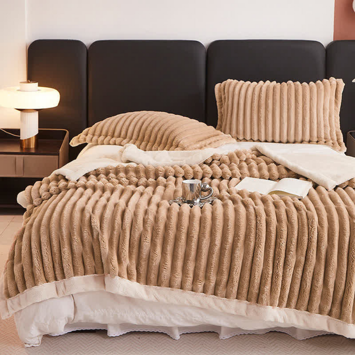 BowLift | Snuggly Faux Fur Fleece Blanket