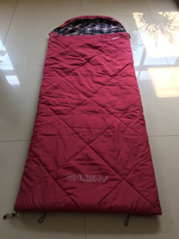 Sleeping Bag With Soft Interior Bowlift
