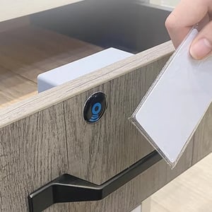 BowLift | SafeTap – Smarter protection for your cabinets