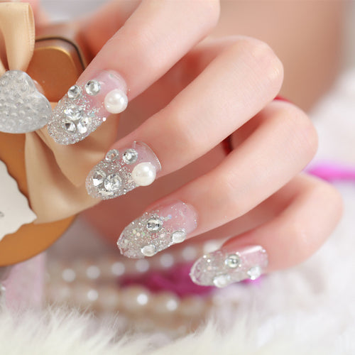 Decorative Rhinestone-Studded Press-On Nail Art