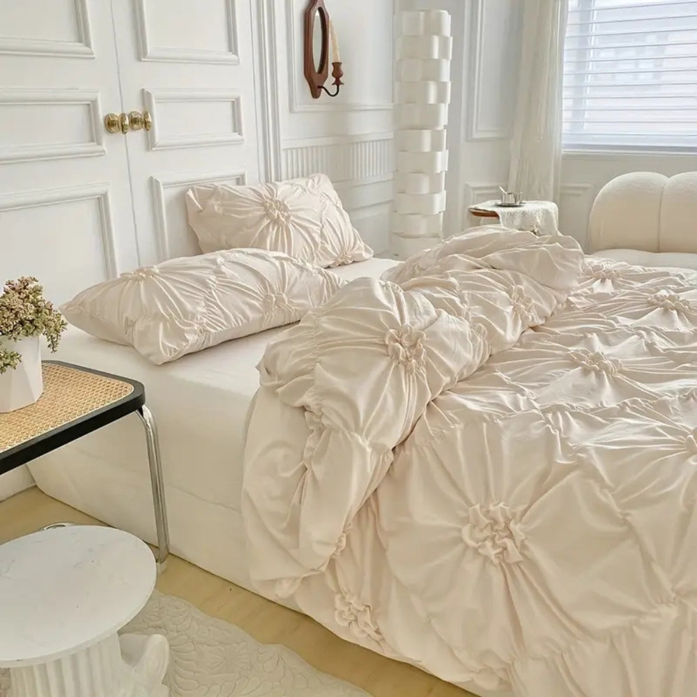 BowLift | Duvet Cover Set Pinch Pleat Floral Design