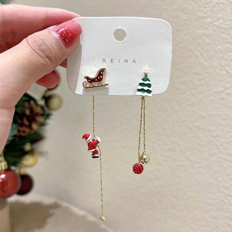 BowLift | Asymmetric Santa Earrings
