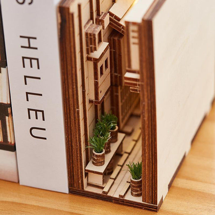 Assembly kit for DIY shelf decoration | Bowlift