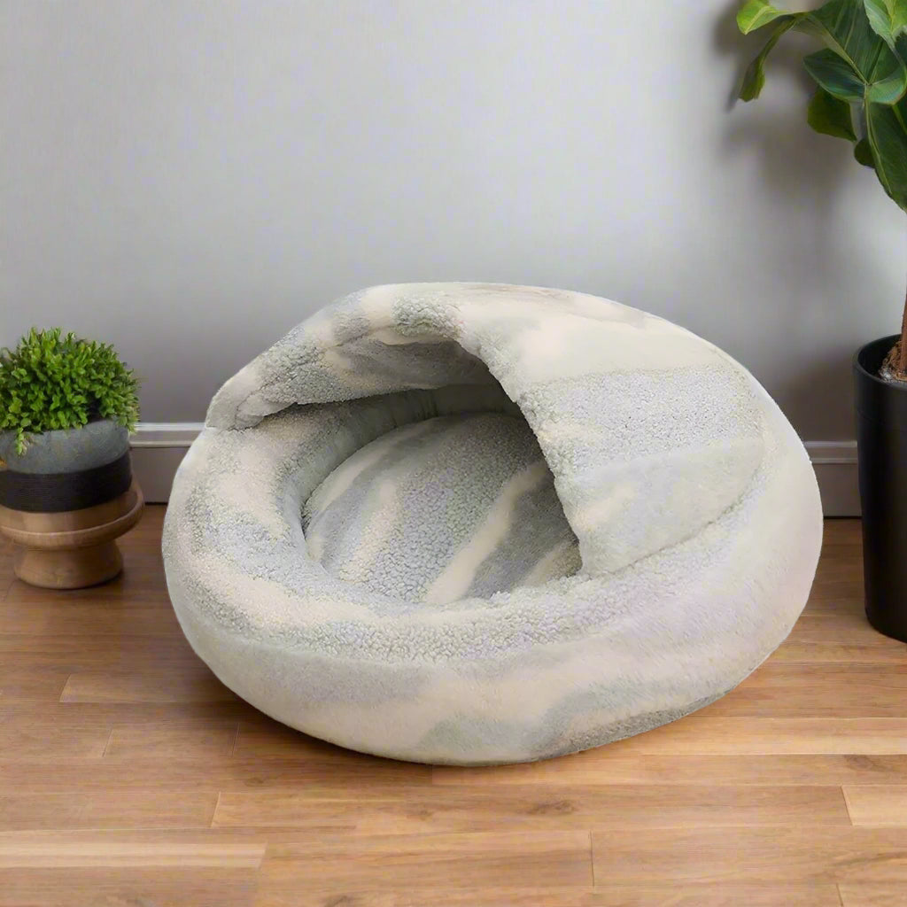 BowLift | Lavish Marble Striped Pet Bed