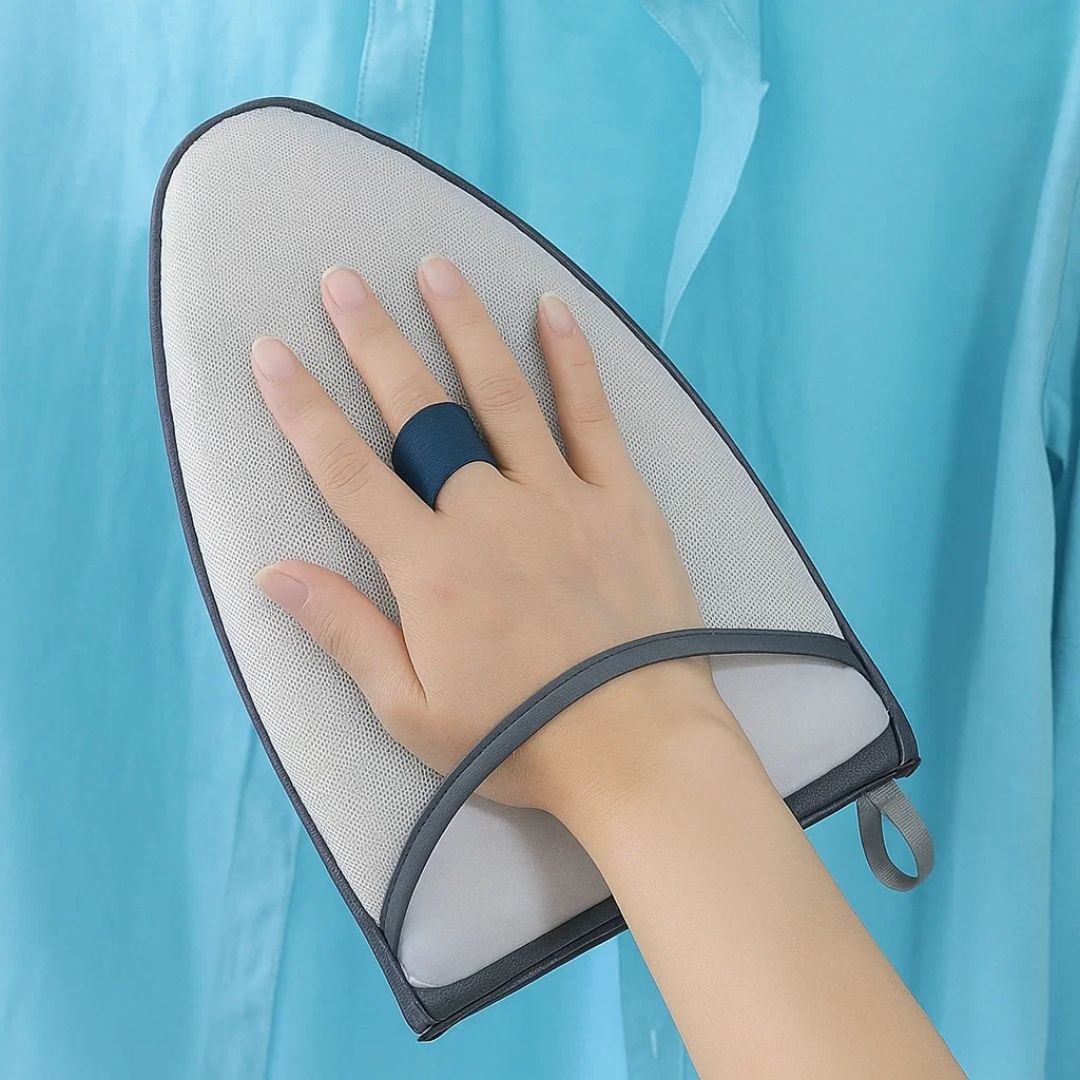 SteamShield | Garment Steamer Glove – Heat Protection – Non-Slip Strap – Precise Steaming for Delicate Clothing Bowlift