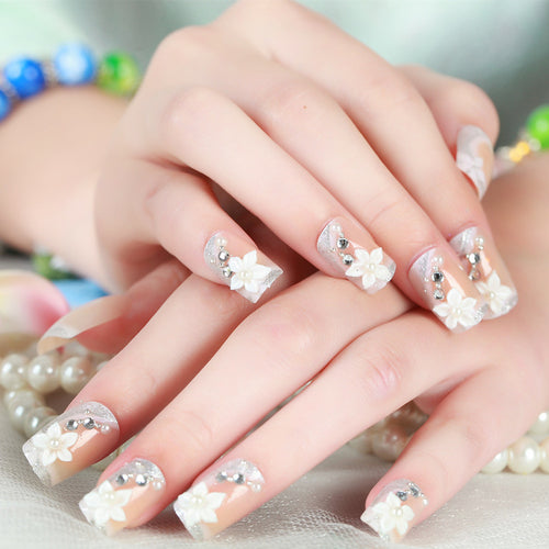 Floral Design Press-On Nail Set with Rhinestone Accents