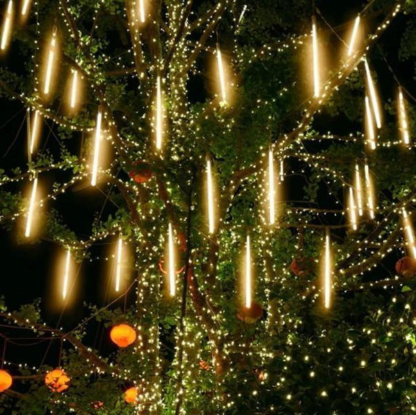 BowLift | Snowfall Garland Lights (set of 8)