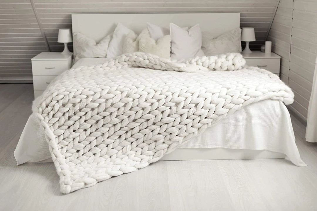 BowLift | Chunky Knit Blanket