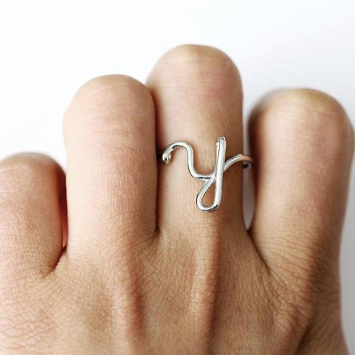 BowLift | Simple A-Z Letter Ring