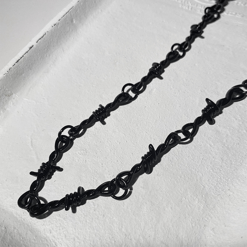 BowLift | Fashion Dorn Necklace