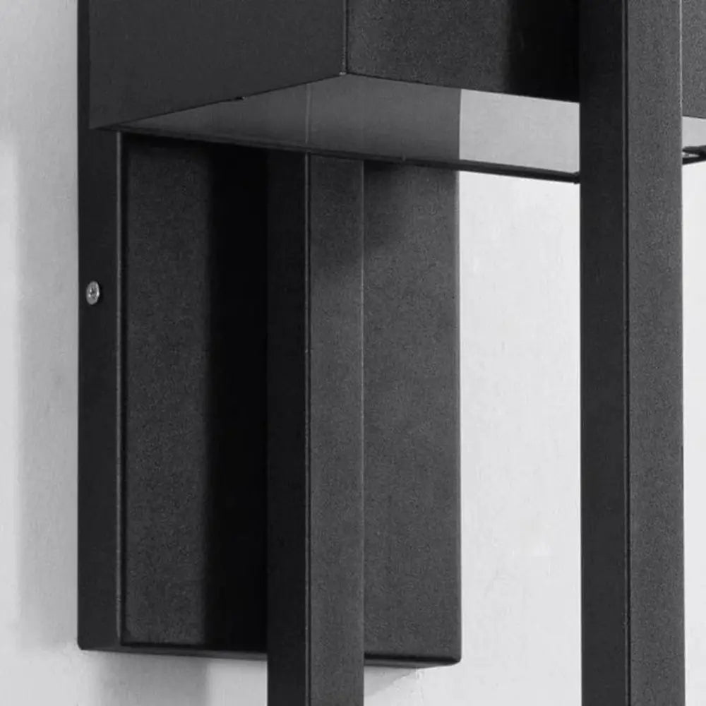BowLift | AuraBright – Modern Outdoor Wall Light with Energy-Efficient LED