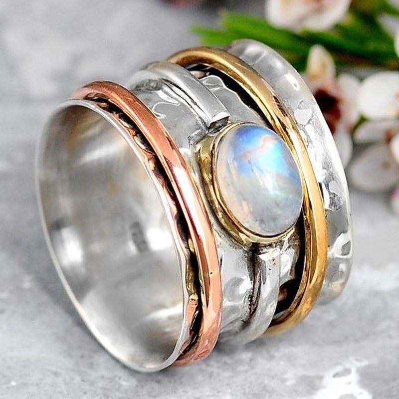 BowLift | Moonstone Meditation Ring