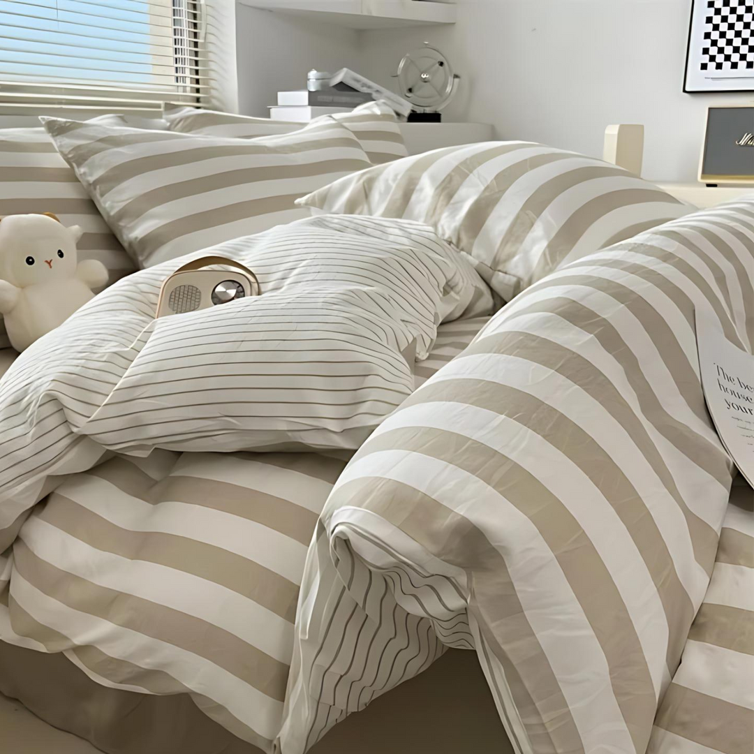 BowLift | Elenorra Classic Striped Bedding Set 4pcs Duvet Cover Sheet