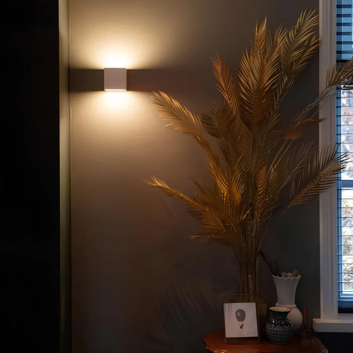 BowLift | Luxe Wireless Rechargeable Wall Light – Motion Sensor & Warm LED Lighting (2700K)