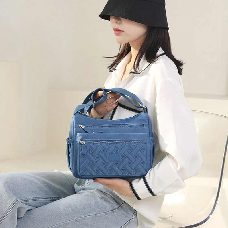 BowLift | Classic Luxury Shoulder Bag – Elegant & Spacious Everyday Handbag