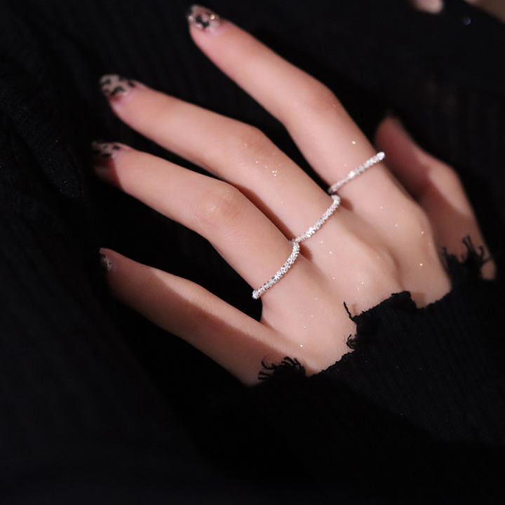BowLift | Simple thin glitter ring