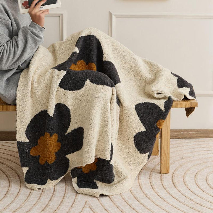 BowLift | Cozy Floral Knitted Throw Blanket