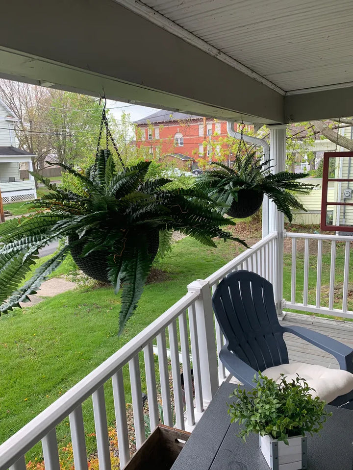 BowLift | Lifelike Greenery Decor Fern