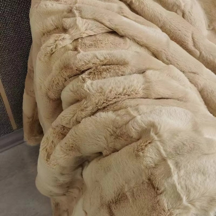 BowLift | Heavenly Retreat Faux Fur Blanket