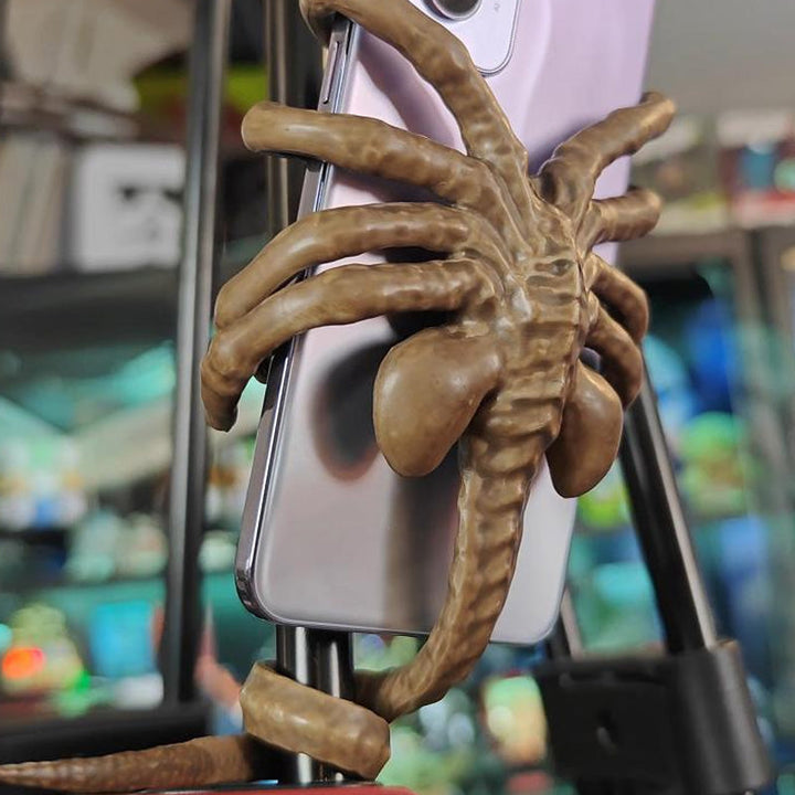 BowLift | Specially shaped phone holder