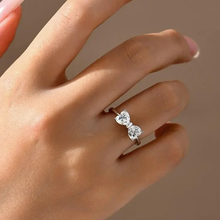 BowLift | S925 Moissanite Feminine Bow Ring