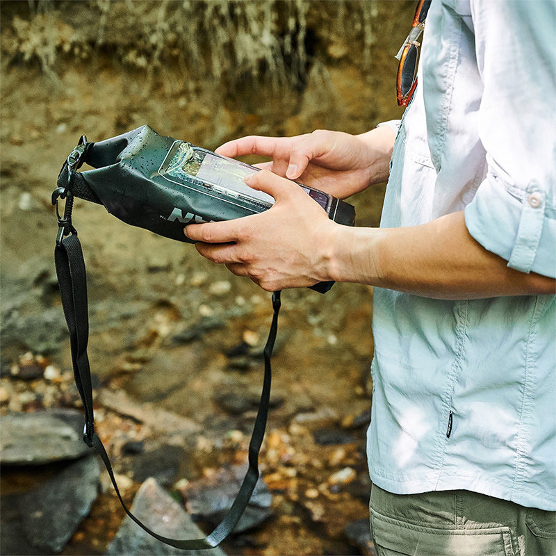 BowLift | Waterproof Outdoor Phone Bag