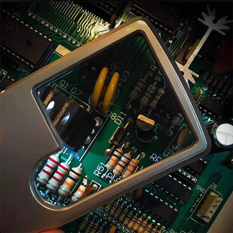 BowLift | LED Card Type Magnifying Glass for Reading
