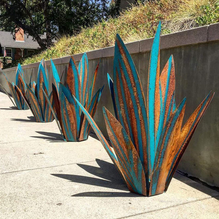 BowLift | Waterproof Solar Garden Agave Lamp Decoration