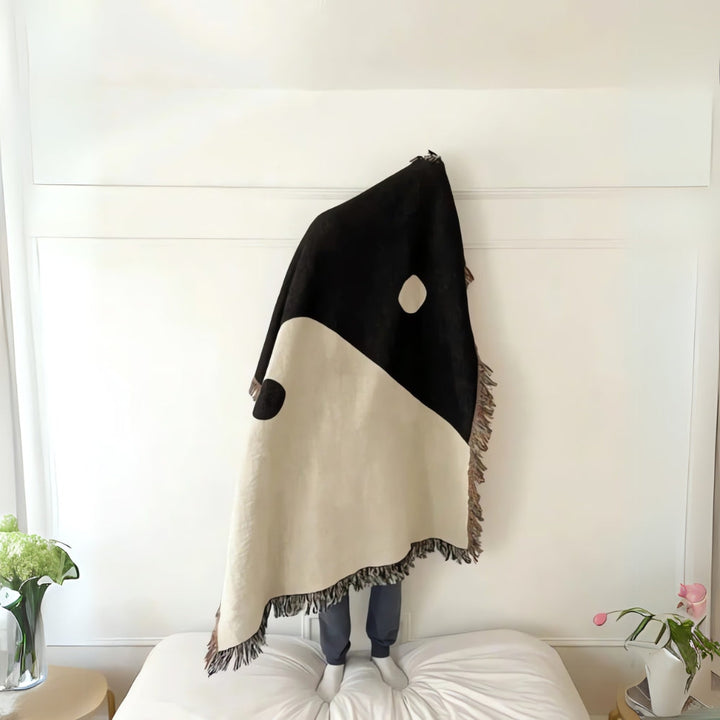 BowLift | Artistic Yin Yang Tapestry Throw Blanket