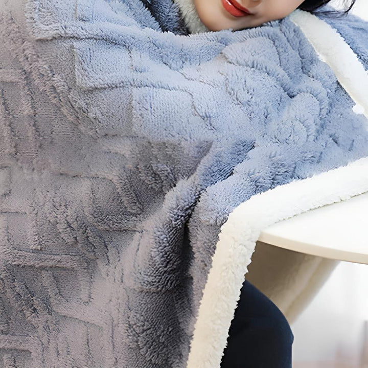BowLift | Fluffy Comfort Cloak Blanket