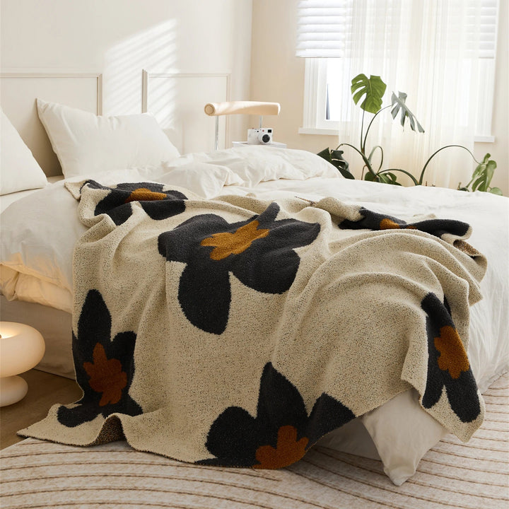 BowLift | Cozy Floral Knitted Throw Blanket