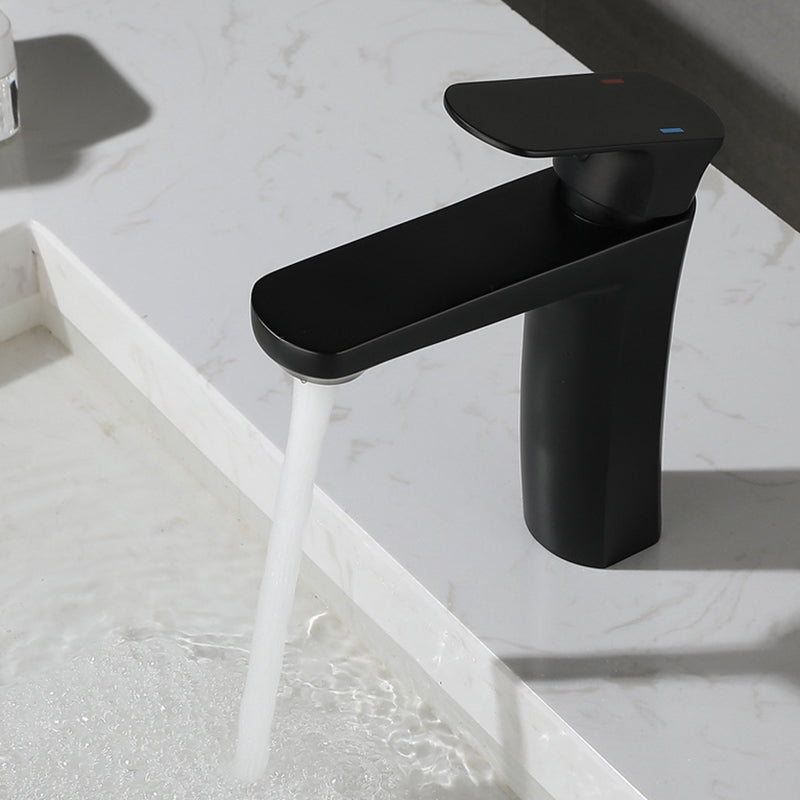 BowLift | Square 1-Handle Basin Faucet 1 Hole Basin Faucet