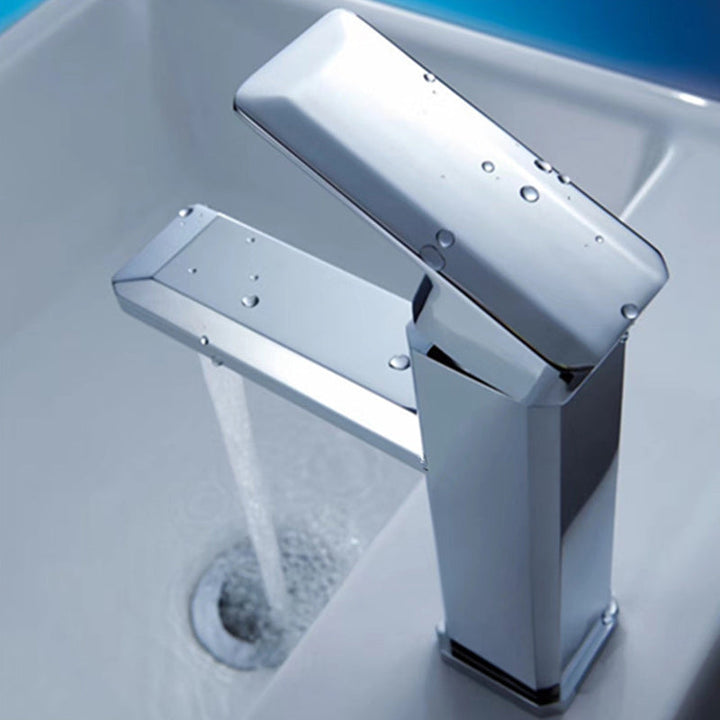 BowLift | Single Hole Faucet 6.69" H Modern Low Arc Bathroom Faucet