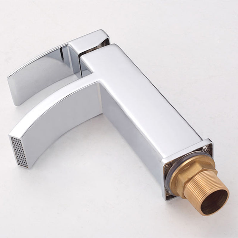 BowLift | Cubic Chrome Bathroom Faucet Low Arc Single Lever Basin Faucet
