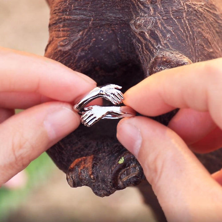 BowLift | 2021 New Pair Hugging Ring